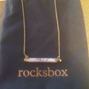 Slate Sal Bar Pendant Necklace in Gold & Howlite